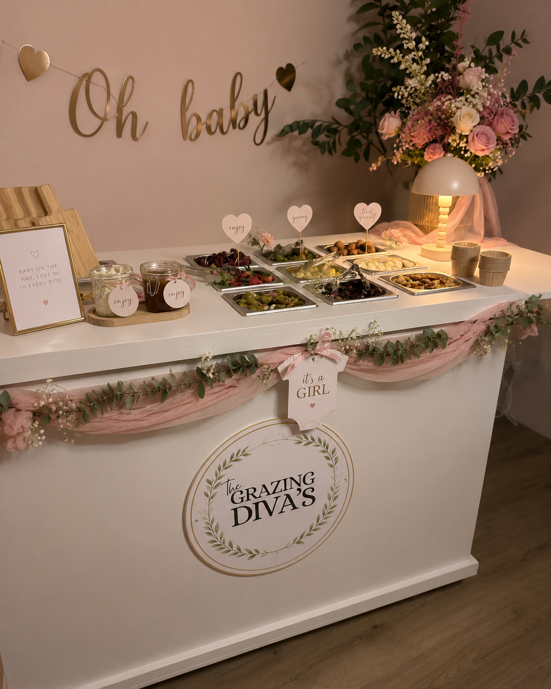 Charcuterie board voor babyshower — The Grazing Diva's